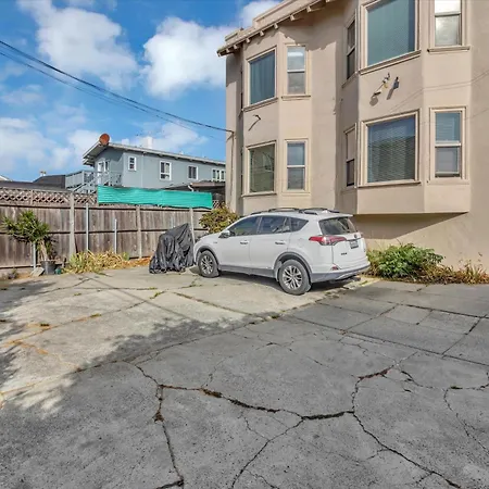 Urban Oasis Close To Bart, Shops, Restaurants In Oakland